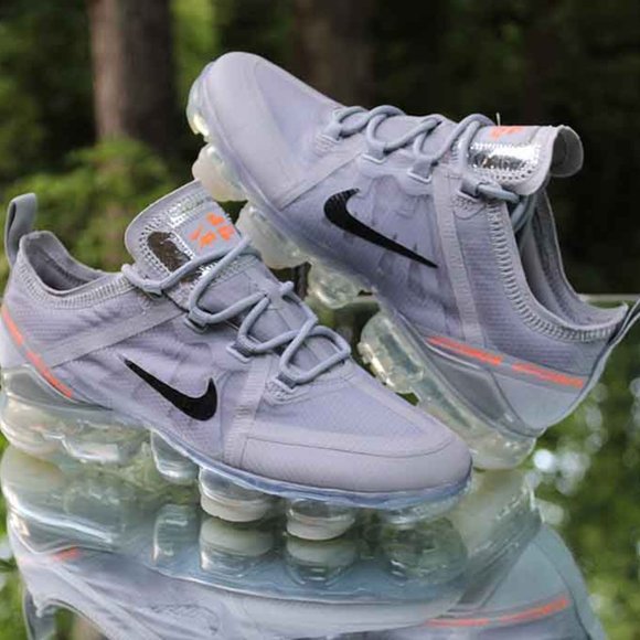 Nike Air VaporMax 2019 Wolf Grey Size 5Y - Picture 9 of 13